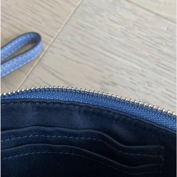 RARE Coach Cinderella wallet. Perfect condition. Never used - Picture 4 of 4